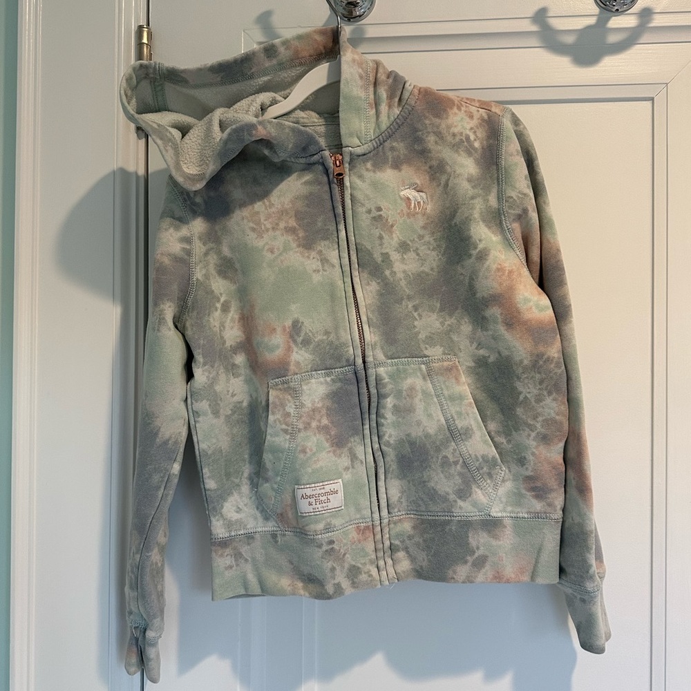 Abercrombie Kids tie-dyed zippered hooded sweatshirt